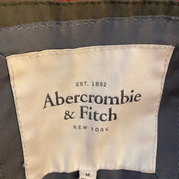 Abercrombie and Fitch drab green jacket - Picture 2 of 2